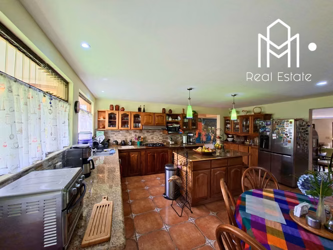 Casa En Venta En San Isidro De Heredia
