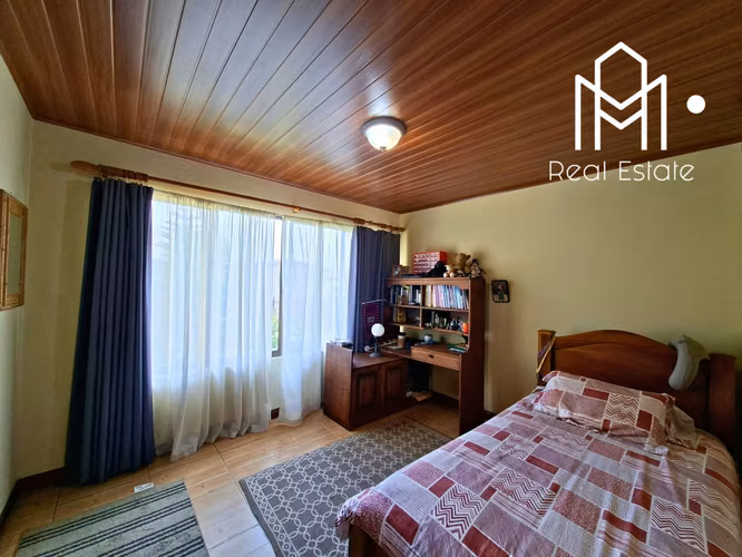 Casa En Venta En San Isidro De Heredia
