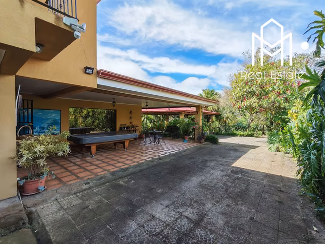 Casa En Venta En San Isidro De Heredia