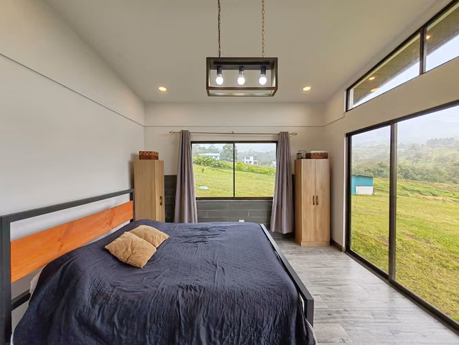 Venta de casa en Coronado, Cascajal.
