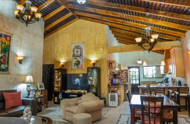 Casa amueblada en Venta en Tres Ríos, San Ramón 25414