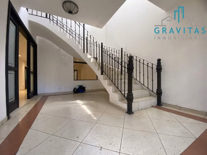 Venta de casa en Escazú | 640 m2 | Con piscina y apartamento | F 513 - Imagen 4