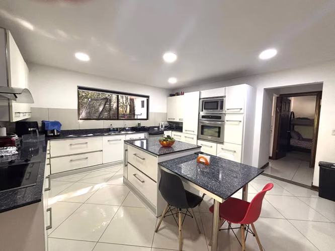 MB21 HERMOSA CASA EN  VENTA / SANTA ANA CONDOMINIO VIA NOVA / 290 m2 CONSTRUCCIÓN - Imagen 3