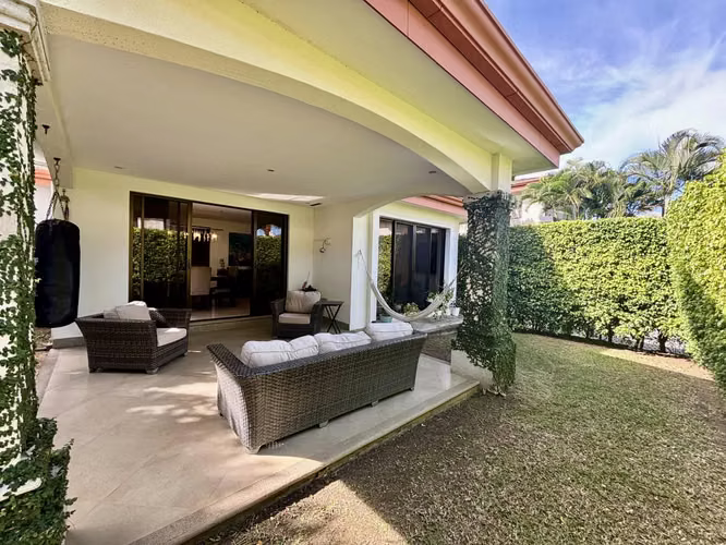 MB21 HERMOSA CASA EN  VENTA / SANTA ANA CONDOMINIO VIA NOVA / 290 m2 CONSTRUCCIÓN - Imagen 14