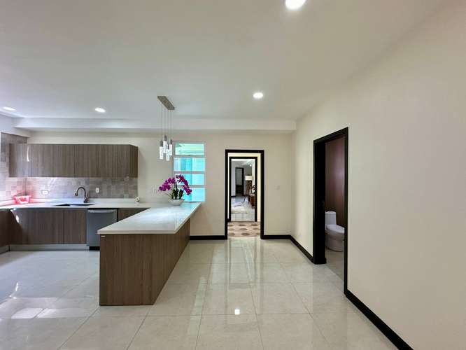 Moderno apartamento en venta en Jaboncillos Escazú - Imagen 11