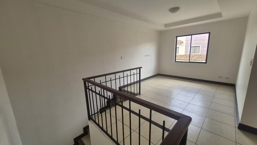 Se vende casa en Condominio, San Pablo, Heredia. - Imagen 4