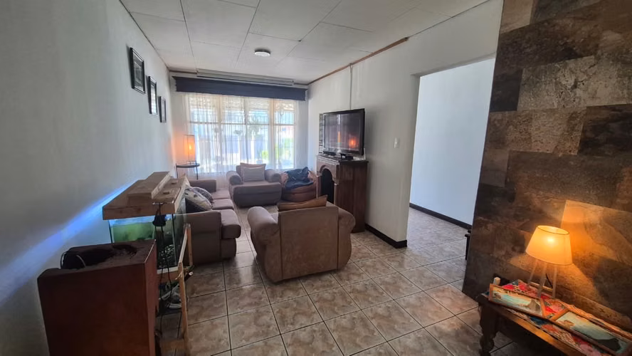 Se vende casa en San Antonio de Desamparados