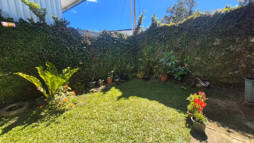 Se vende casa en San Antonio de Desamparados