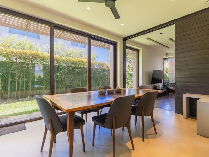 VENTA DE CASA DE LUJO EN CONDOMINIO EN RIO ORO