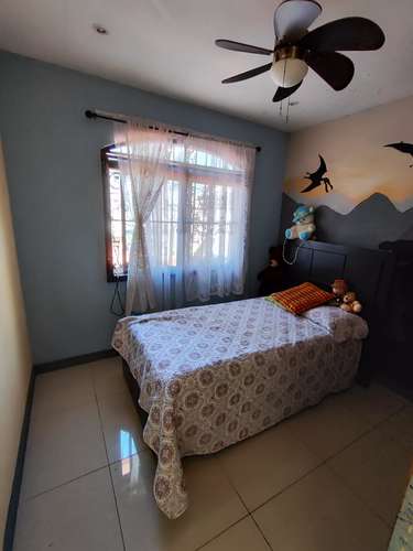Casa 3 habitaciones con apartamento adicional San Sebastian, Walmart