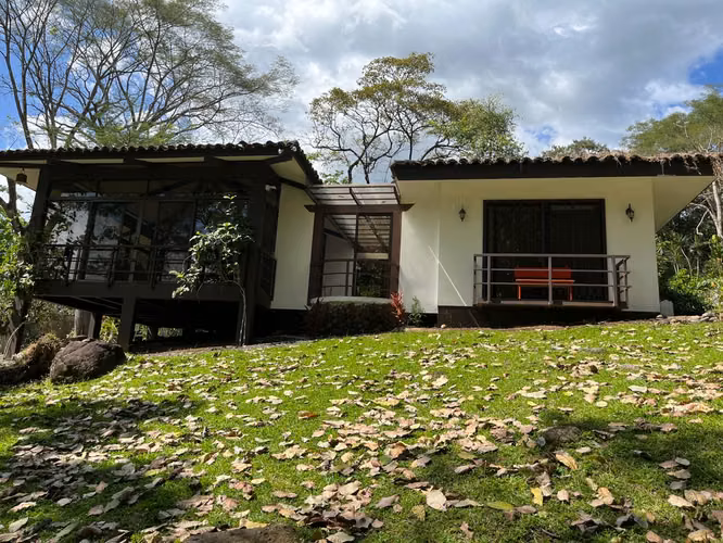 Se renta hermosa propiedad residencial en San Mateo Orotina