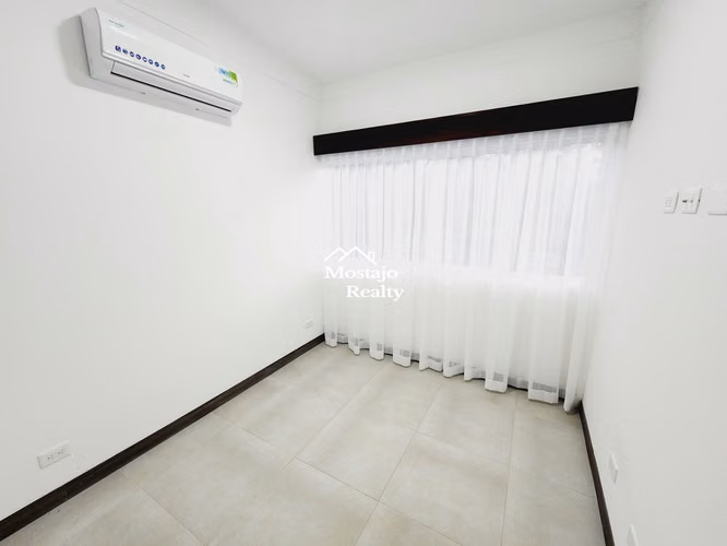 Alquiler de casa moderna en Condominio Caoba, Ciudad Colón - Imagen 12