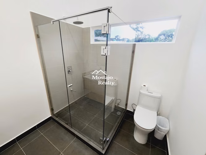 Alquiler de casa moderna en Condominio Caoba, Ciudad Colón - Imagen 16