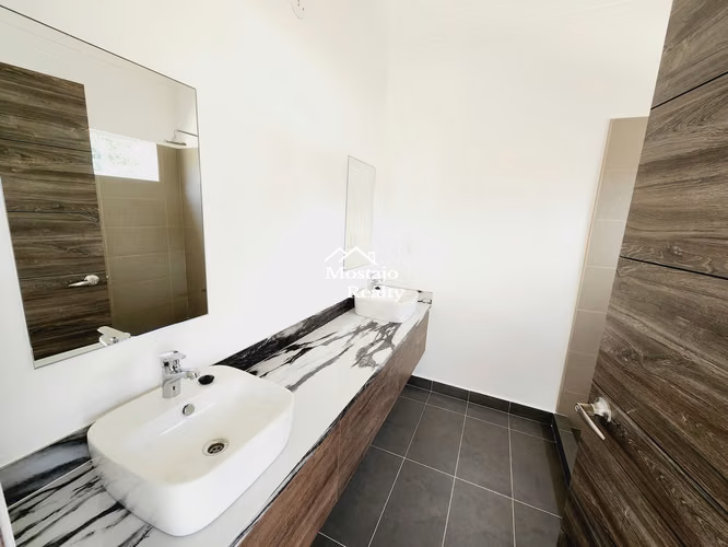 Alquiler de casa moderna en Condominio Caoba, Ciudad Colón - Imagen 9