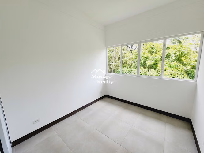 Alquiler de casa moderna en Condominio Caoba, Ciudad Colón - Imagen 5