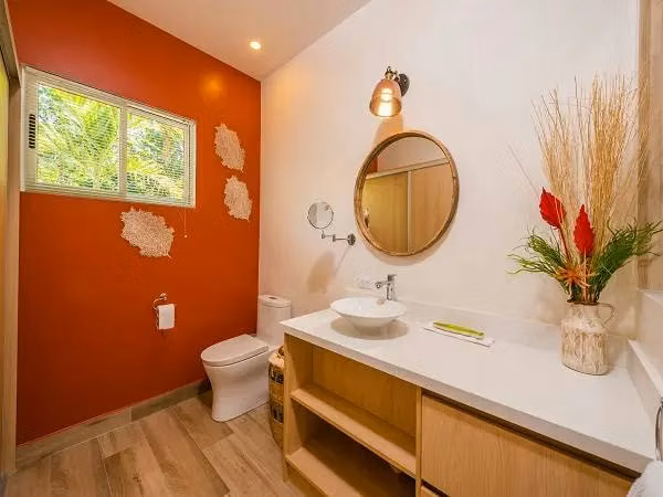 ¡Hermosa casa con vista al mar en venta! - Imagen 12