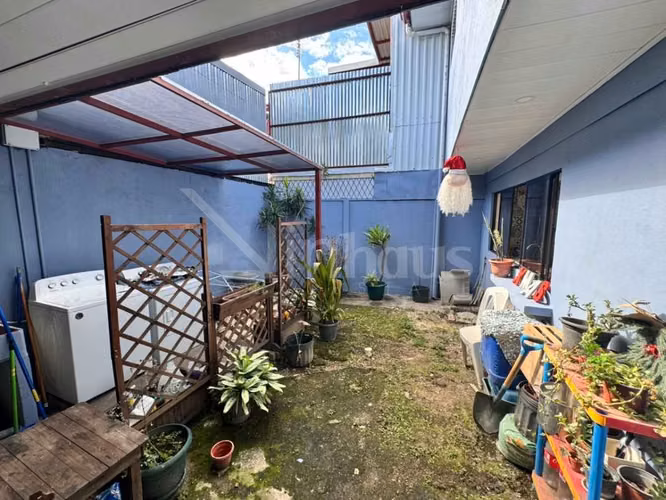 Venta de casa de dos plantas en residencial en San Sebastián - EU