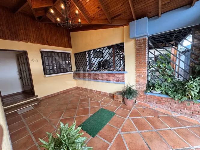 Venta de casa en residencial en Fátima de Desamparados - EU