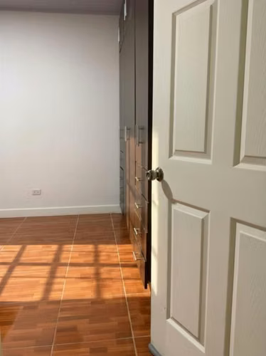 SE VENDE CASA DE USO DE SUELO MIXTO - BARRIO ESCALANTE - SAN JOSE - Imagen 3
