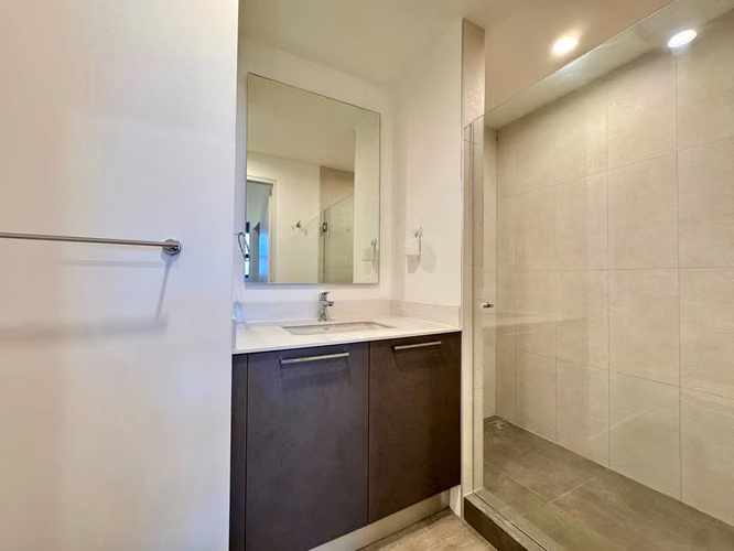 Se Alquila Hermoso apartamento en Nueve 84 - Imagen 6