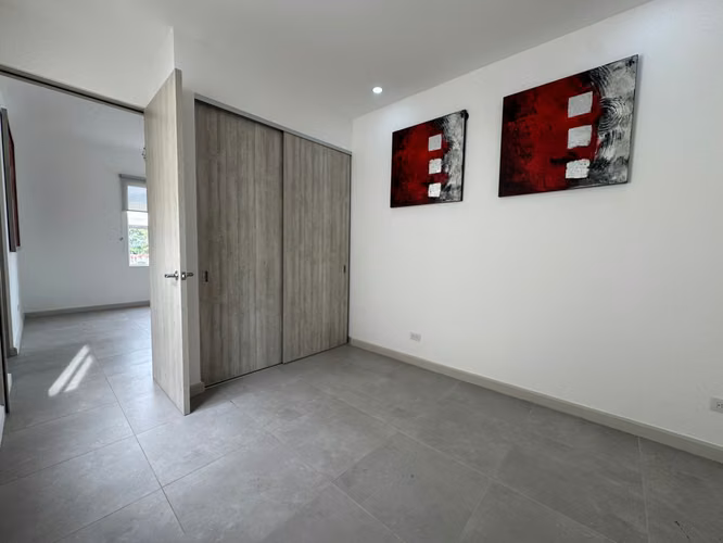 Casa en venta Condominio Nasara - Santa Ana - Imagen 3