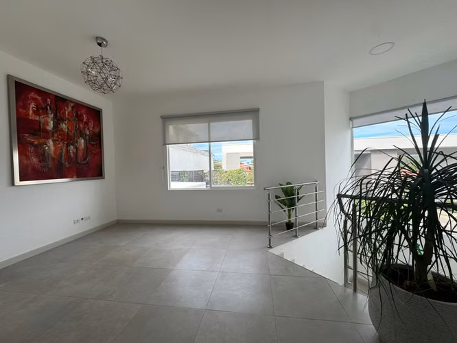 Casa  En Alquiler  Condominio Nasara  –  Santa Ana - Imagen 15