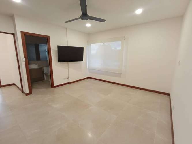 Precioso loft de 2 habitaciones  Santa Ana - Imagen 6