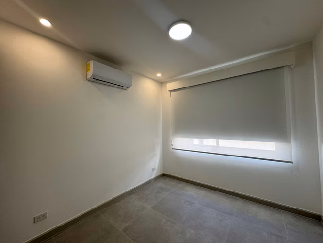 Casa en alquiler en Condominio Nasara  Santa Ana – con línea blanca $2200