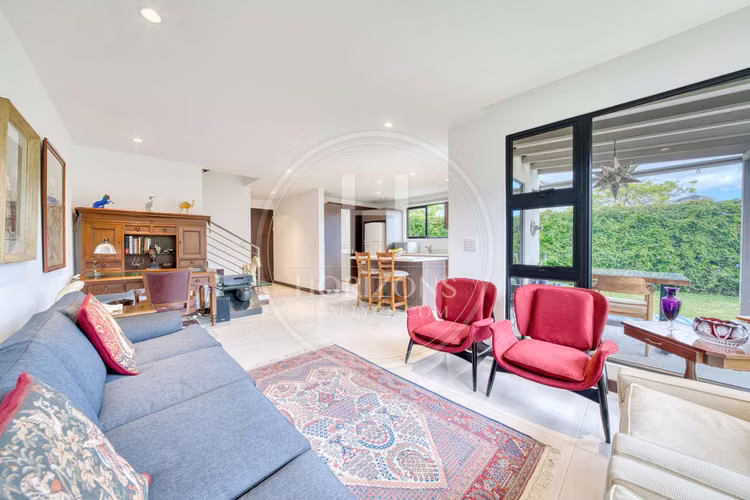 Venta Casa con Jardín en Montes de Oca Condominio La Estefana 3 Habitaciones 6 Parqueos noj1243dm - Imagen 5
