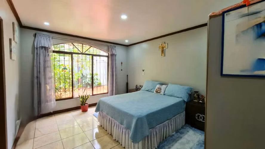 Casa en venta cerca Grecia centro