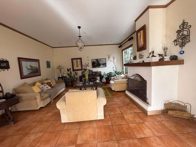 Vendo Casa en Las Nubes de Coronado