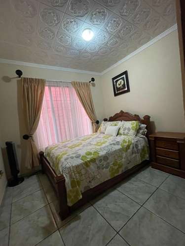 Casa en venta en residencial privado - Imagen 2
