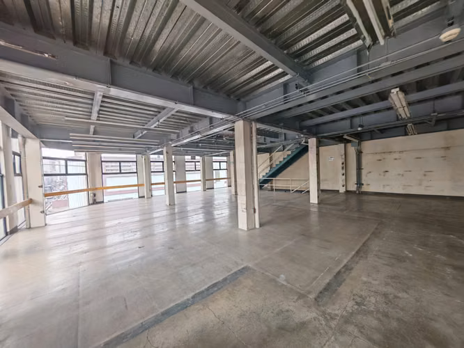 SE ALQUILA EDIFICIO COMERCIAL DE 750m2 EN SAN JOSÉ CENTRO - Imagen 5