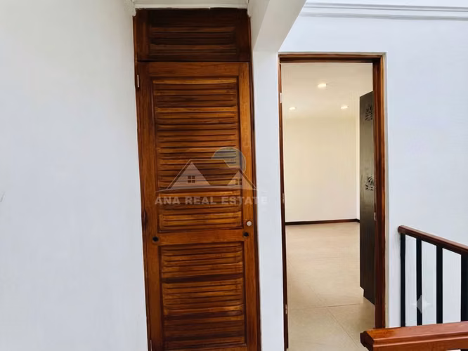 Casa en Renta– Escazú, Trejos de Montealegre - Imagen 6