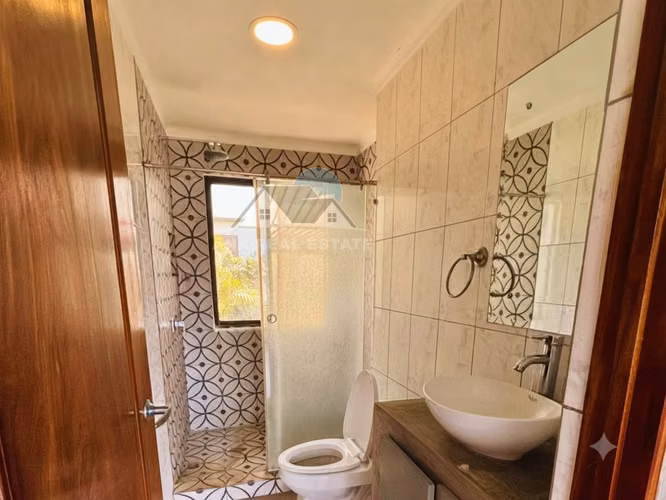 Casa en Renta– Escazú, Trejos de Montealegre - Imagen 7