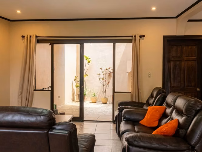 Casa en Condominio Exclusivo en La Ribera de Belén | 3 Hab - Imagen 4