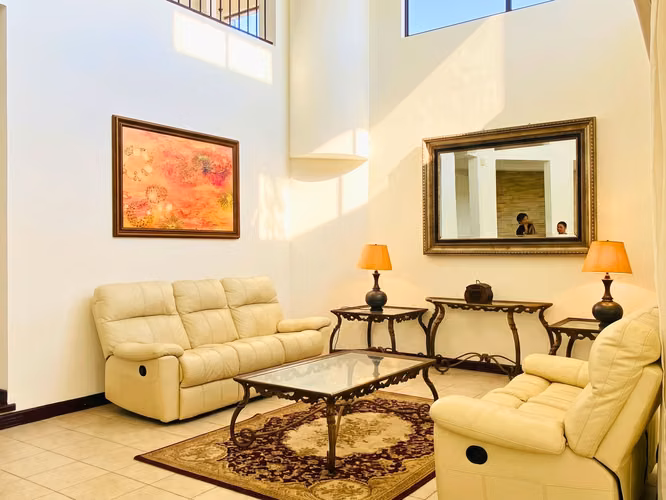 Casa en renta con piscina privada en Cariari, Belén | US$2.900 - Imagen 4