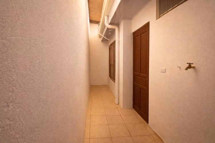 Casa en condominio cerca de la playa – Seguridad 24/7