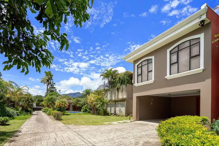 Alquiler Casa en Condominio Lomas de Ayarco - Imagen 17