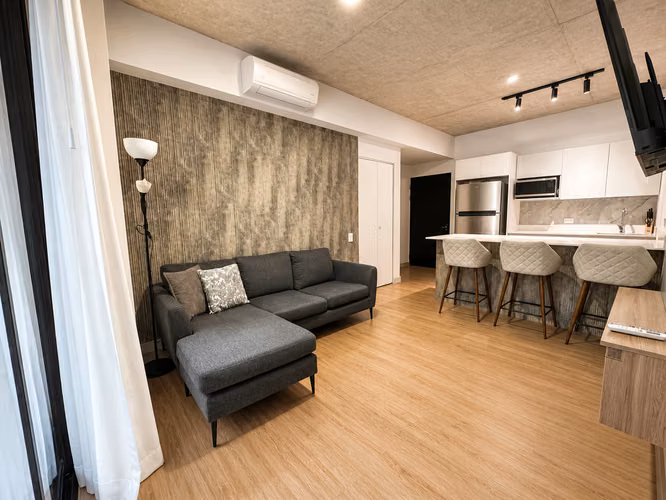 ALQUILER DE APARTAMENTO FULL AMUEBLADO DE 1 HABITACIÓN EN TORRE FULL AMENIDADES