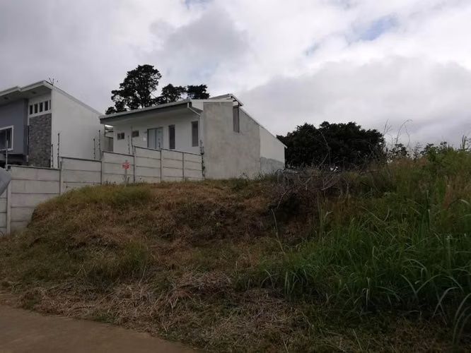 Lote para apartamentos en residencial cerrado en La Unión (AS) - Imagen 3