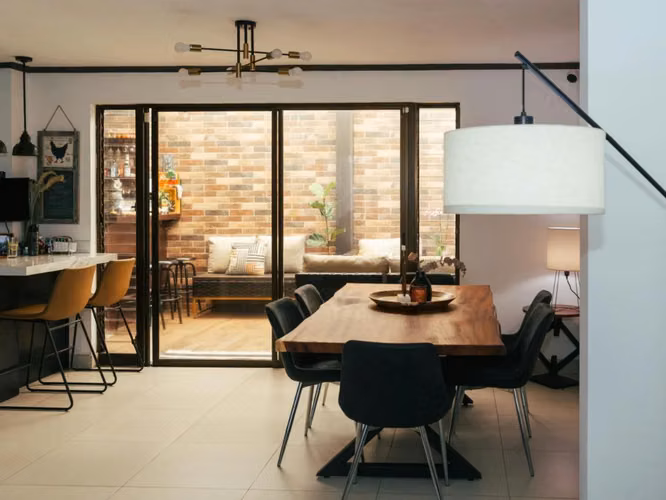 Casa en condominio en Escazú | 3 hab, patio | US$270K - Imagen 4