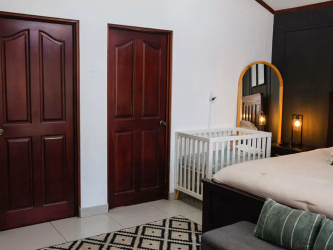 Casa en condominio en Escazú | 3 hab, patio | US$270K - Imagen 14