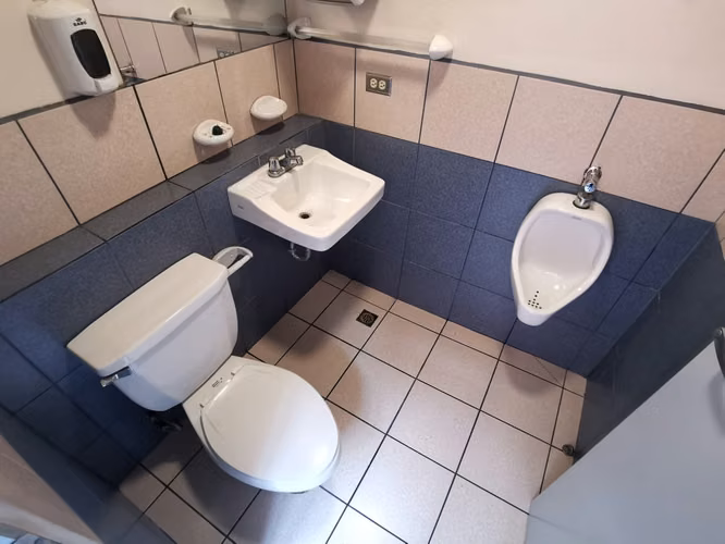 SE VENDE EDIFICIO COMERCIAL EN CURRIDABAT