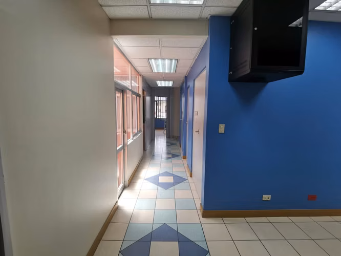 SE VENDE EDIFICIO COMERCIAL EN CURRIDABAT