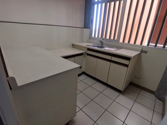 SE VENDE EDIFICIO COMERCIAL EN CURRIDABAT