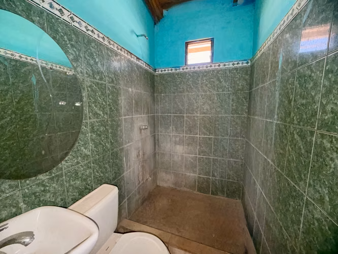 CASA CON 4 APARTAMENTOS TIPO ESTUDIO EN VENTA – TAMARINDO, GUANACASTE