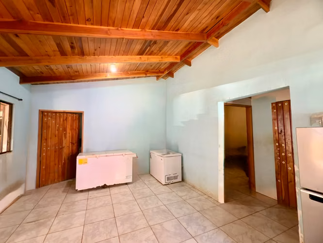 CASA CON 4 APARTAMENTOS TIPO ESTUDIO EN VENTA – TAMARINDO, GUANACASTE