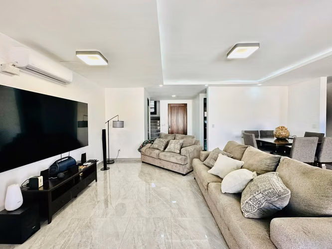 Venta de casa en Escazú, Guachipelín Norte - Imagen 4
