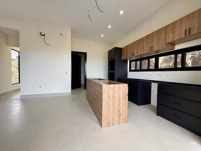 Casa Nueva con Piscina y Vista al Mar – Preventa en Coco Bay